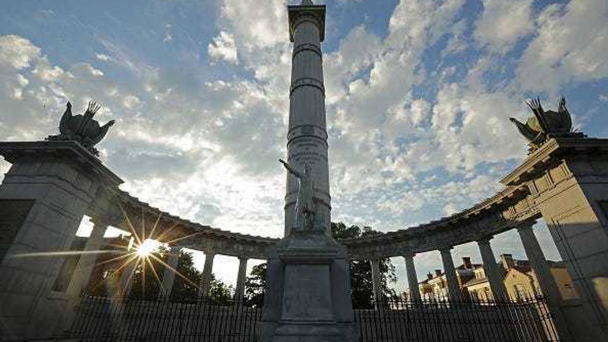 Jefferson Davis Statue