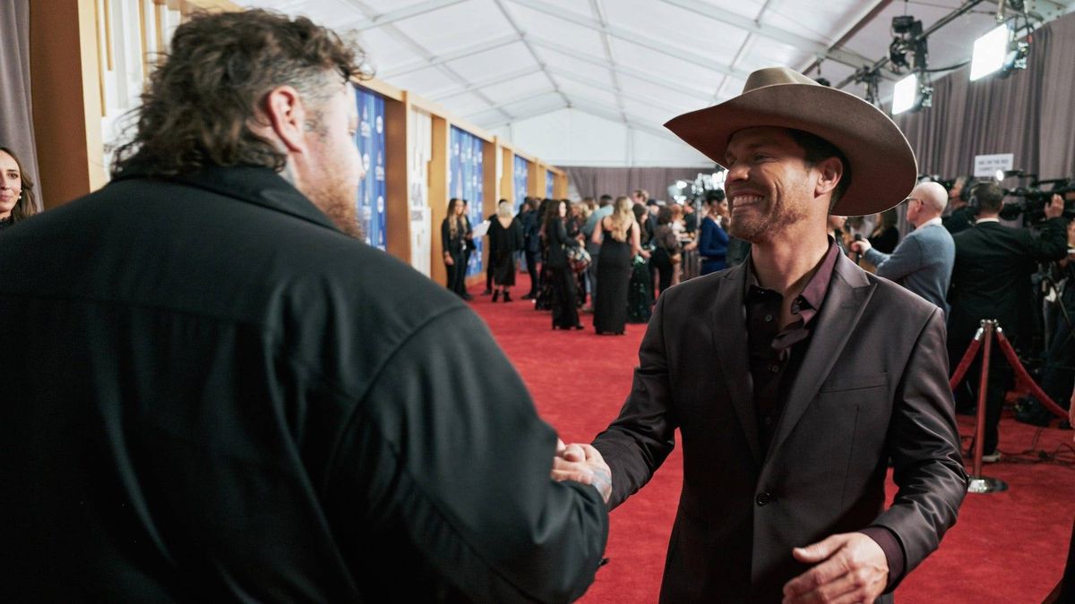 Jelly Roll, Dustin Lynch