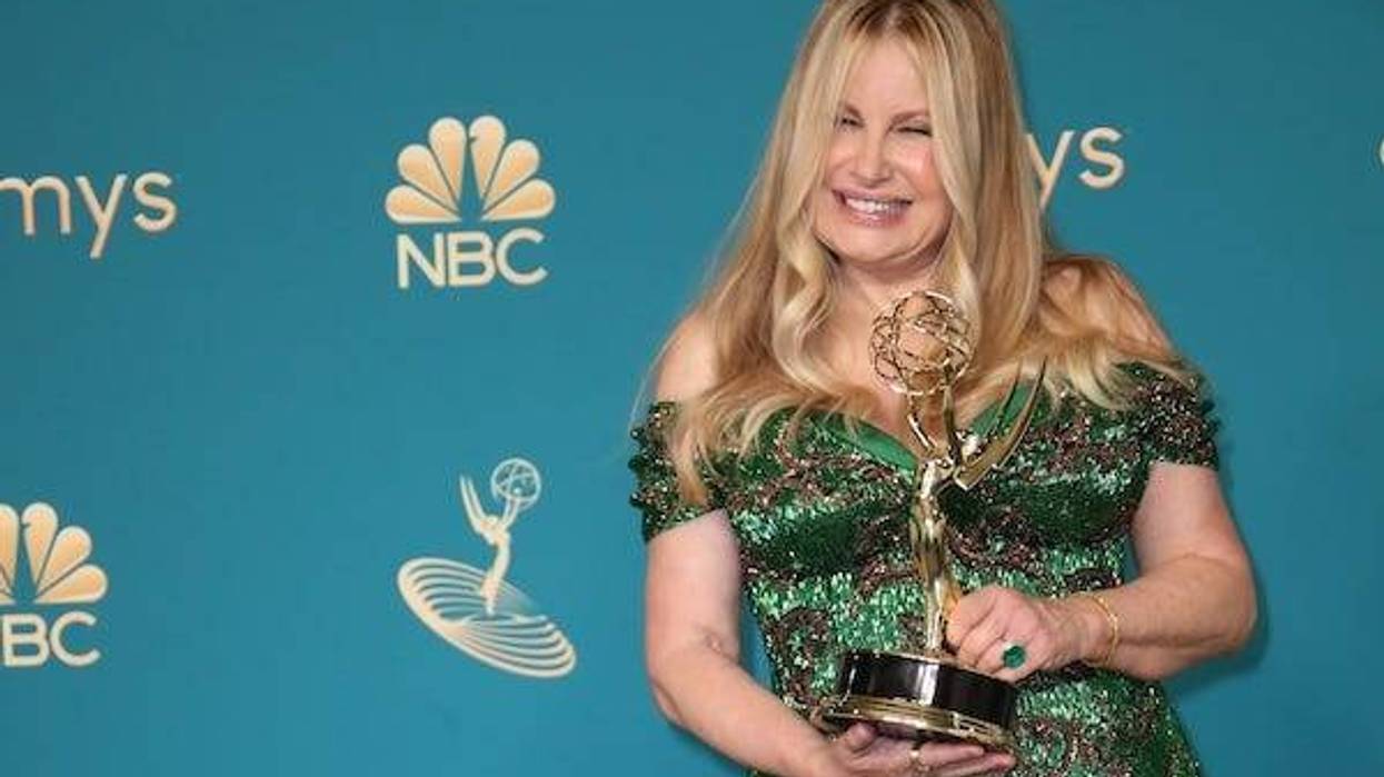 Jennifer Coolidge poses with her award for outstanding supporting actress