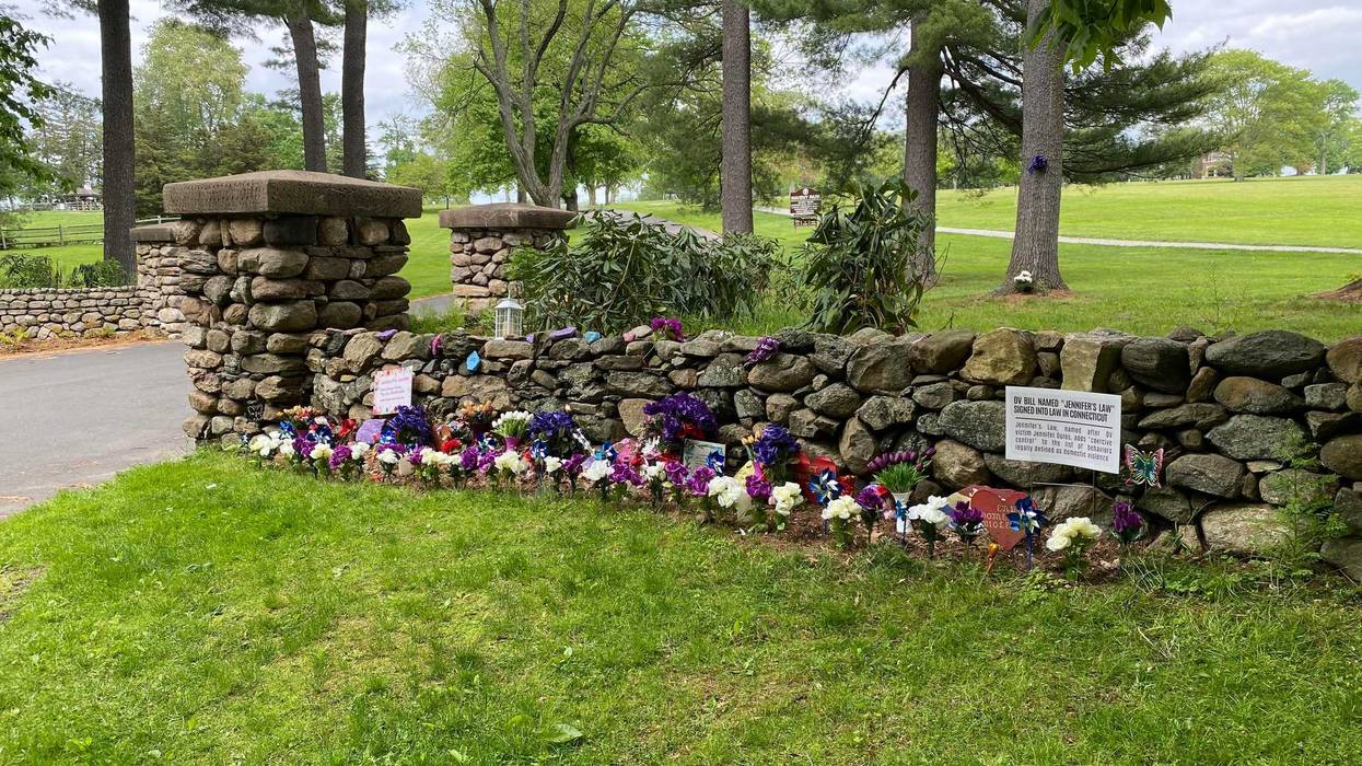 Jennifer Dulos memorial