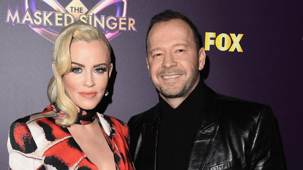 Jenny McCarthy-Wahlberg shocked as husband unmasked on 'The Masked Singer'