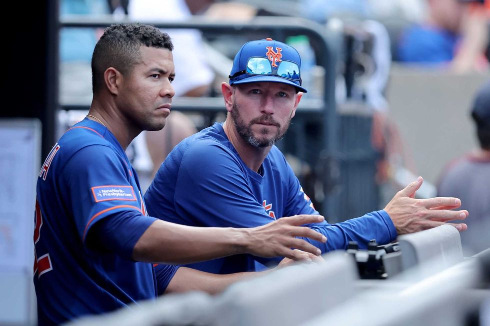 Jeremy Hefner, right, and Jose Quintana.