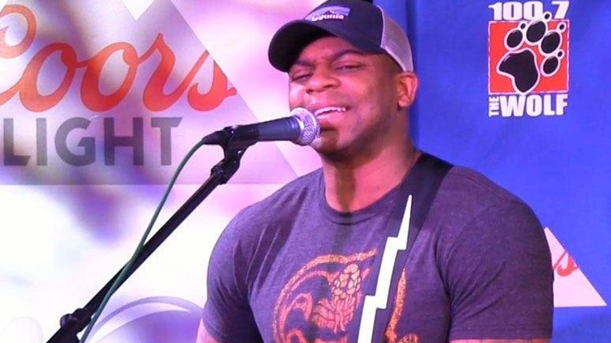 Jimmie Allen in the Wolf Coors Light Studio