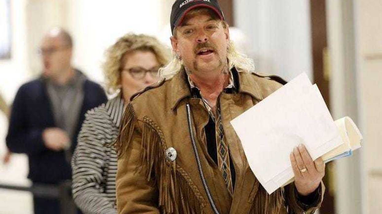 Joe Exotic filing paperwork to run for governor