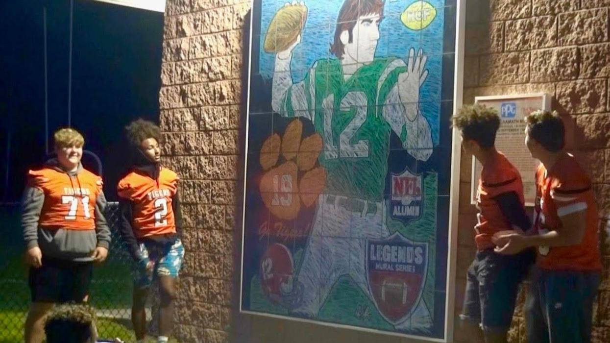 Joe Namath Mural