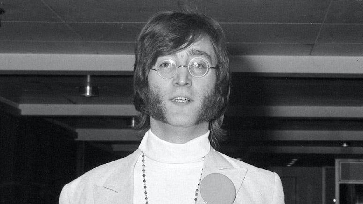 John Lennon, Airport, Sideburns, 1968