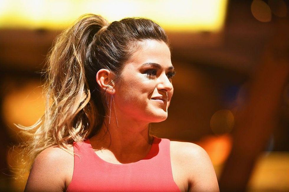 Jojo Fletcher of The Bachelorette meets with fans at Mohegan Sun