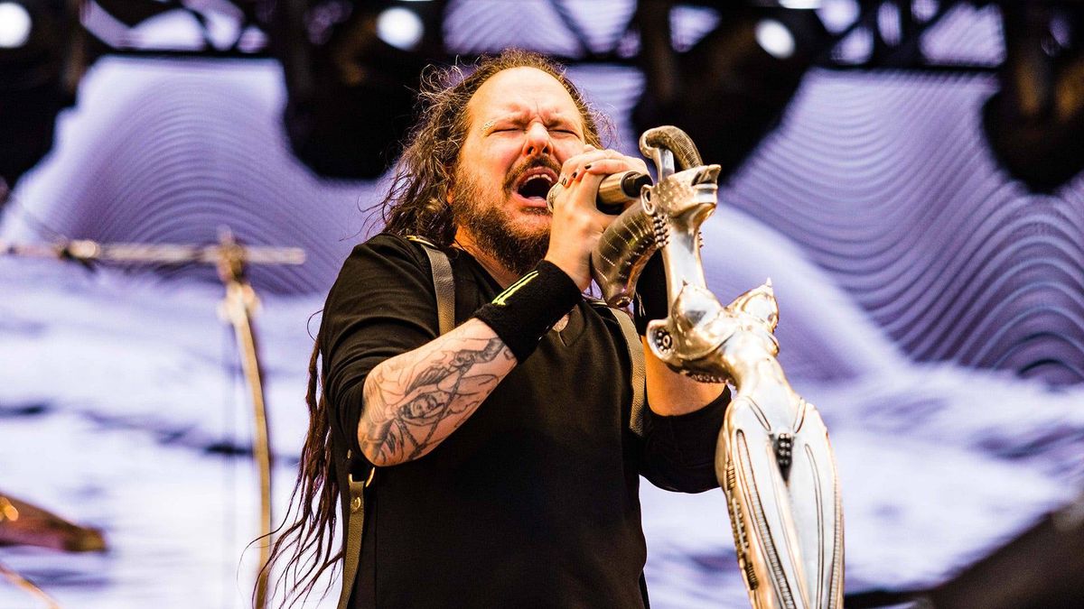 Jonathan Davis of Korn