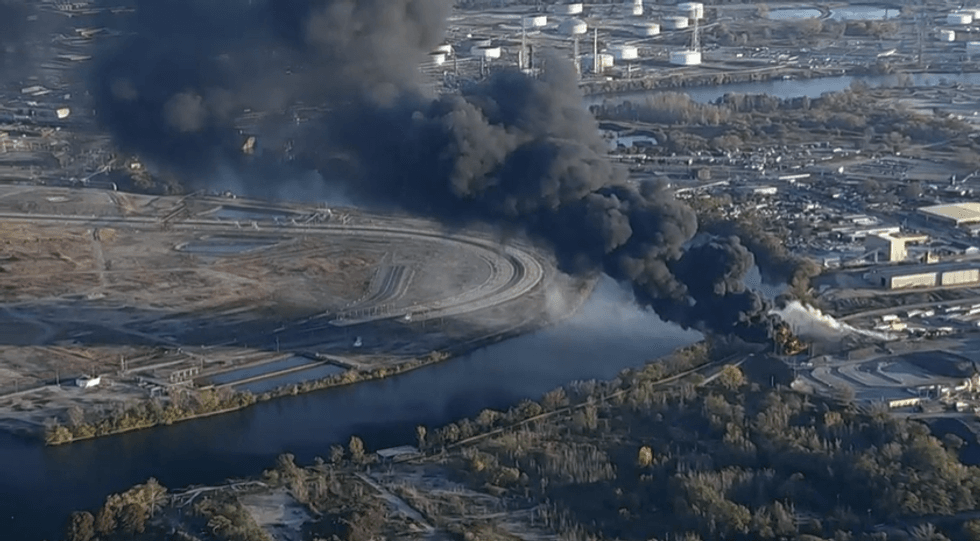 Junkyard set ablaze in Southwest Philadelphia