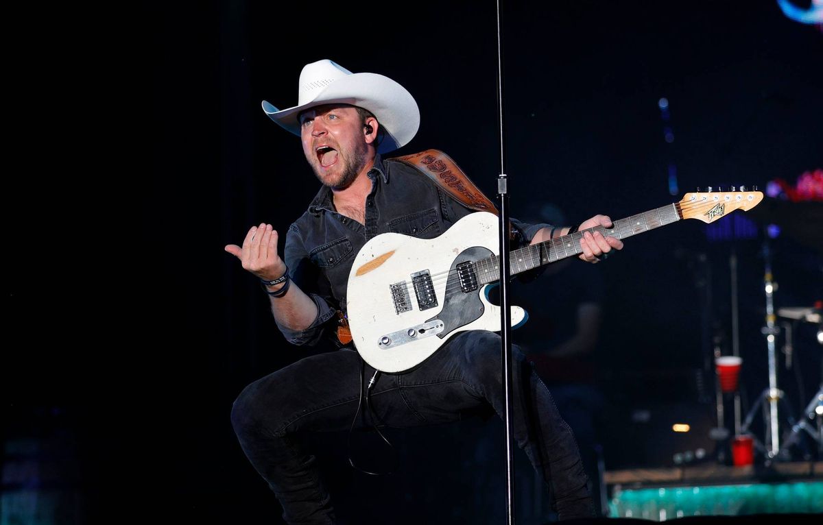 Justin Moore