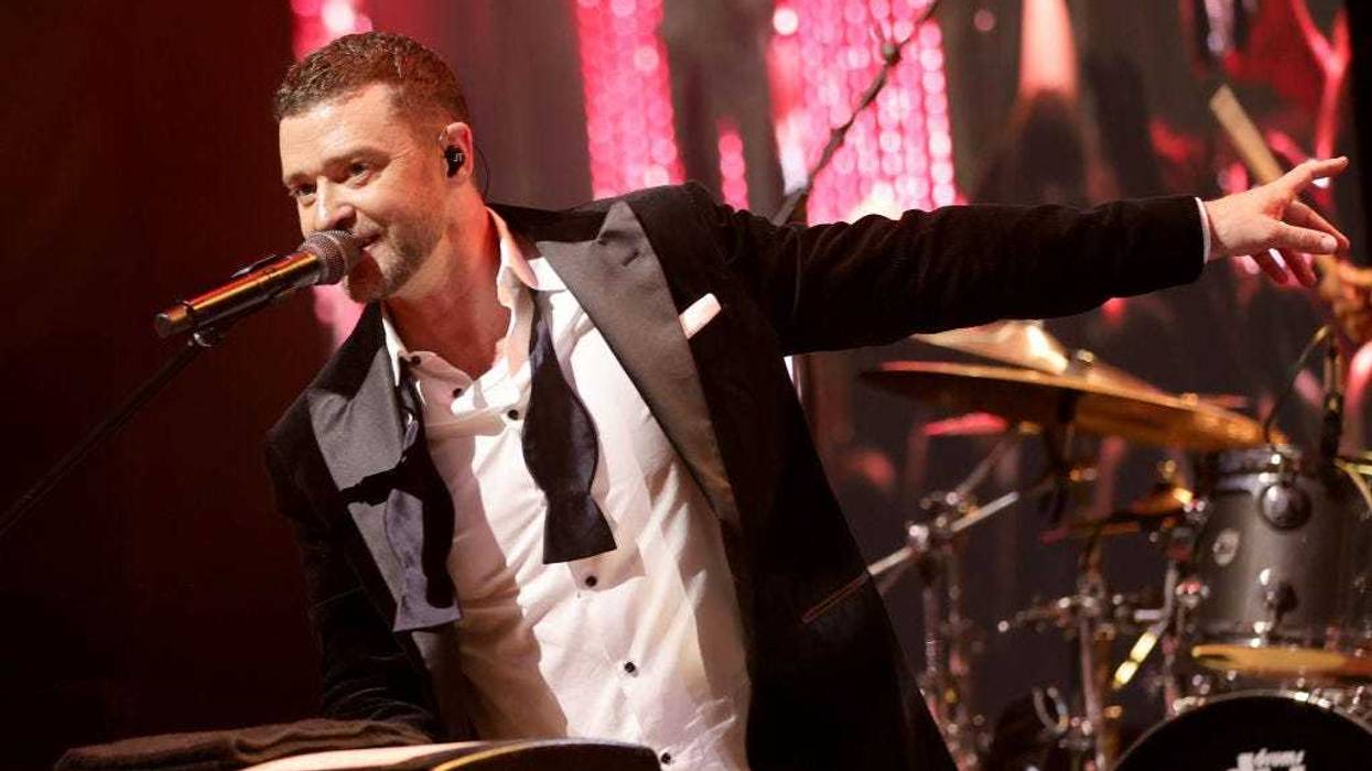 Justin Timberlake performs during the 2022 Children’s Hospital Los Angeles Gala at the Barker Hangar on Oct. 8.