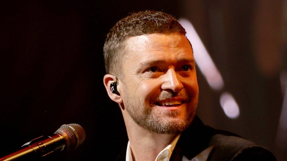Justin Timberlake gets caught in a tide of tears on new song, ‘Drown’