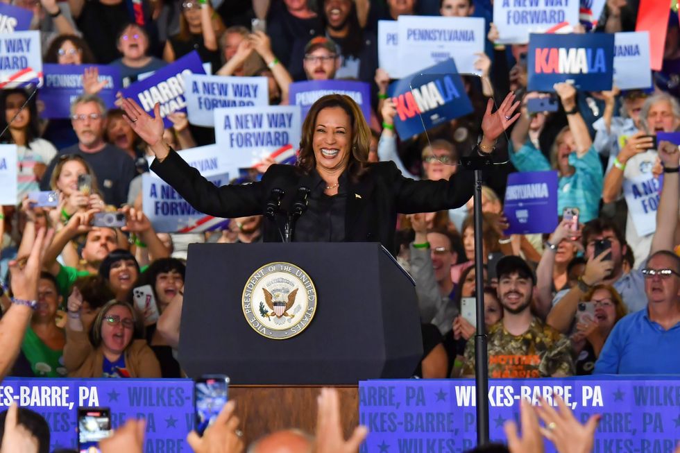 Kamala Harris seen after her speech during a campaign rally in Wilkes-Barre. Kamala Harris during a campaign rally in Wilkes-Barre, USA - 13 Sept (Photo by Aimee Dilger / SOPA Images/Sipa USA)