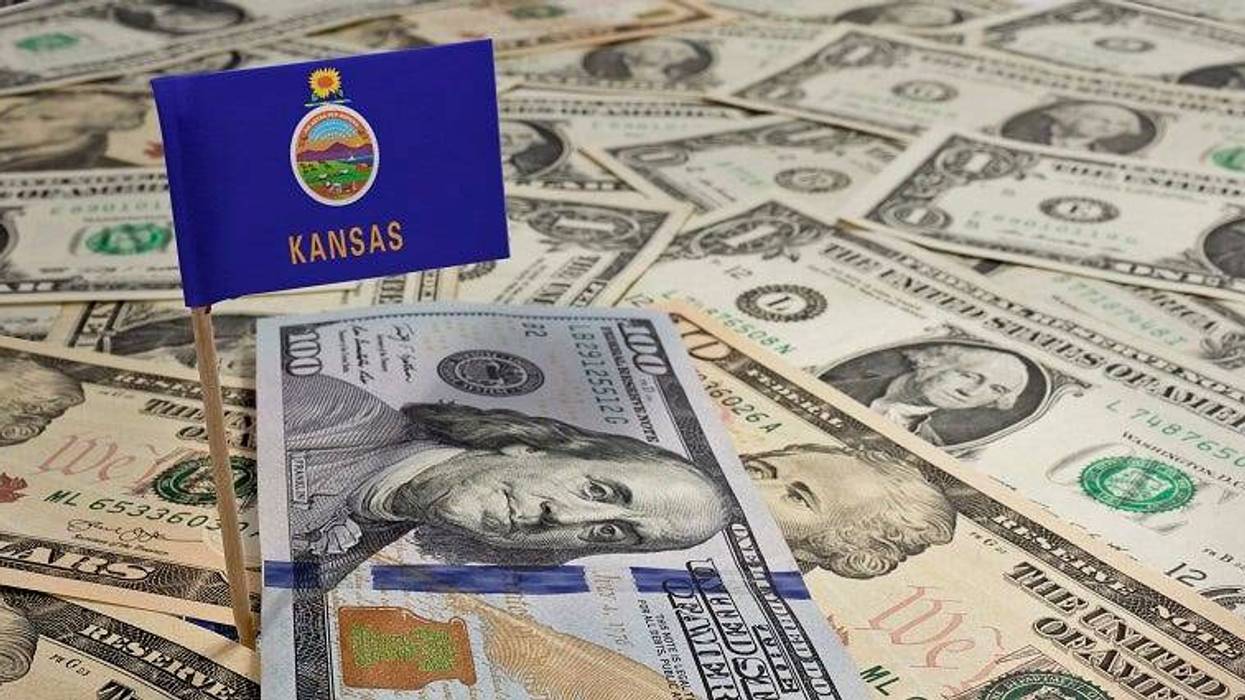 Kansas tax revenues again above estimations