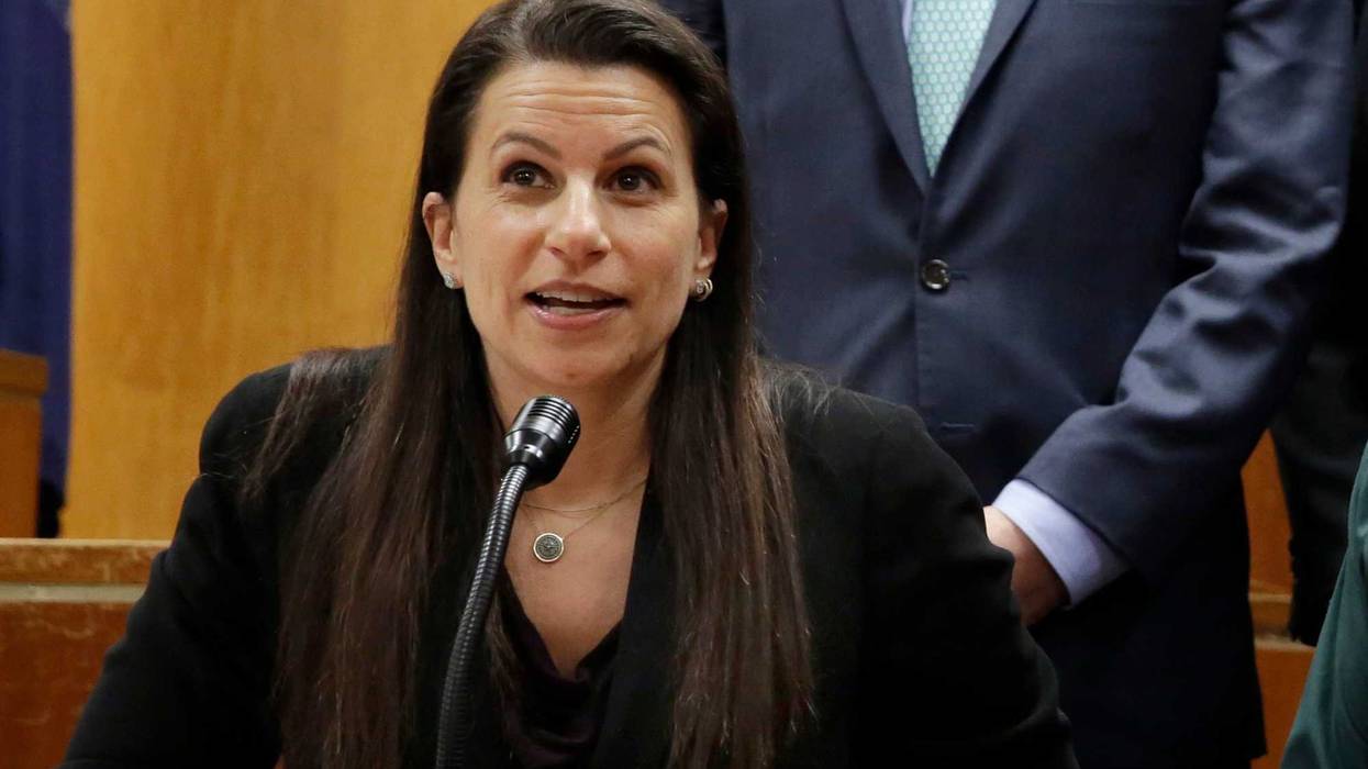 Karen Friedman Agnifilo, who was a high-ranking deputy in the Manhattan district attorney’s office for years before entering private practice, will represent Luigi Mangione.