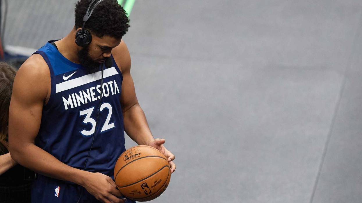 Karl-Anthony Towns returns to Timberwolves