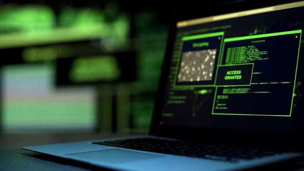 Kimye vs. TayTay - Who Will Win?