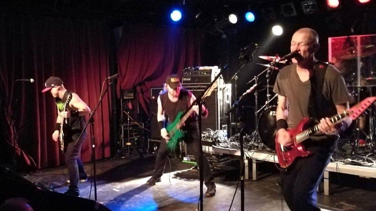 Keep It 100 – Helmet “Unsung”