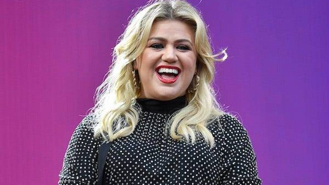 Kelly Clarkson speaks at the 2019 Global Citizen Festival