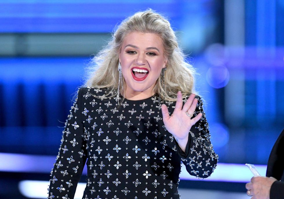Kelly Clarkson wishes her songs made her wanna workout, like they do for us