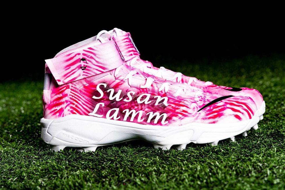 Kendall Lamm American Cancer Society; Breast cancer cleats