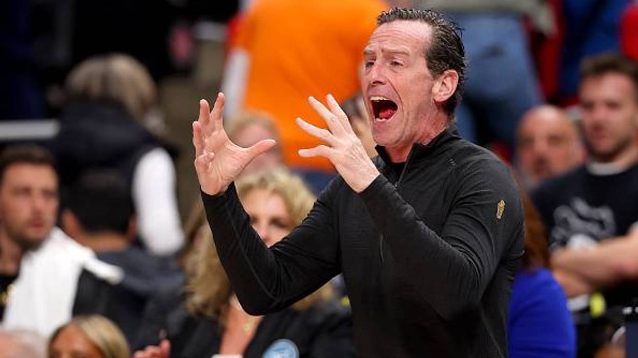 Did Kenny Atkinson Get Out-Coached by JB Bickerstaff Last Night?