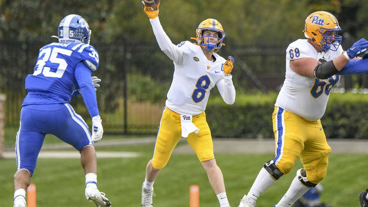 Kenny Pickett throwing vs Duke