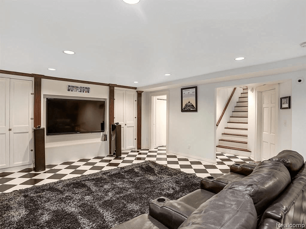 Kid Rock mansion for sale in Detroit