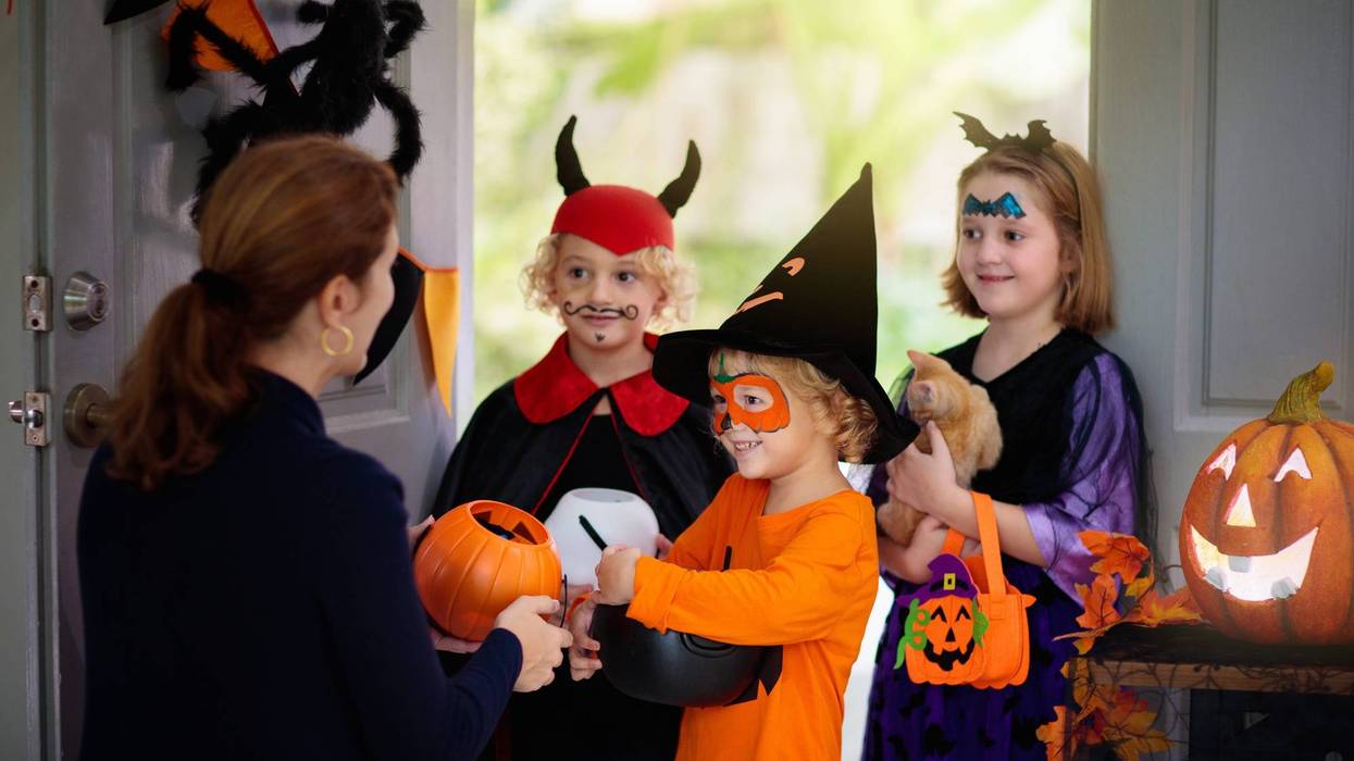 Kids Trick Or Treating