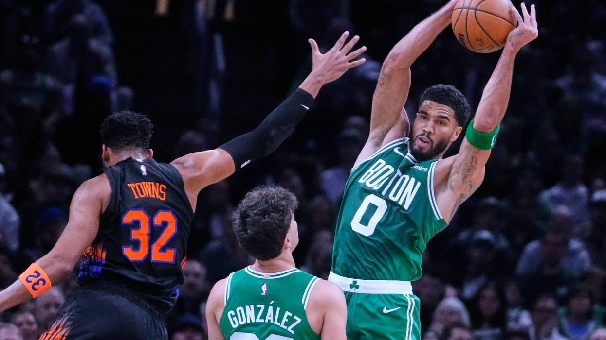 Knicks Celtics Basketball 4