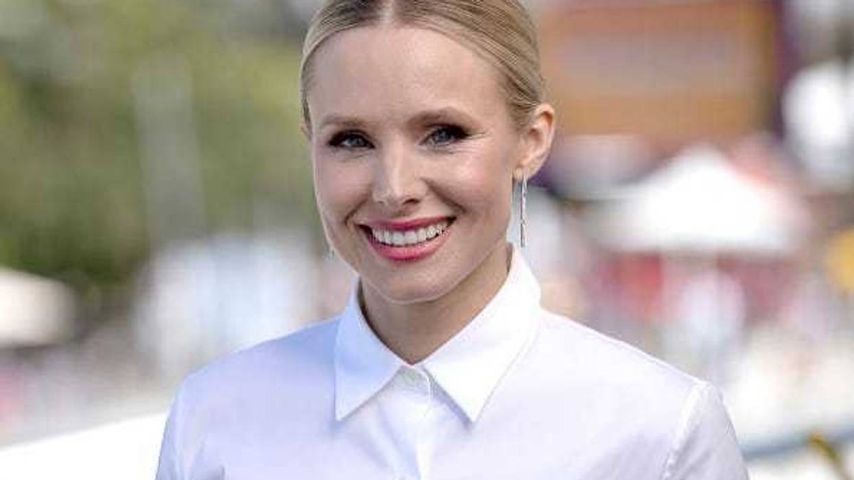 Kristen Bell urges people to get the coronavirus vaccine