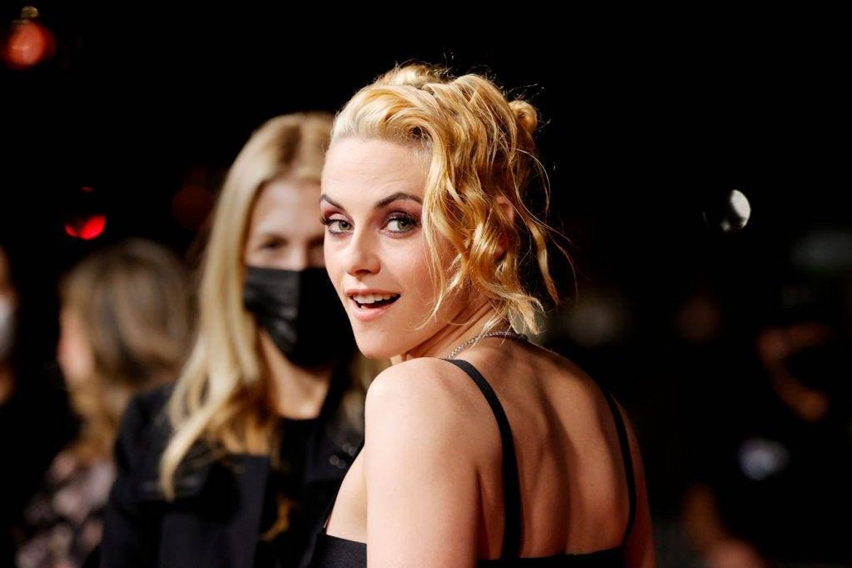 Kristen Stewart attends the Los Angeles premiere of Neon's "Spencer" at DGA Theater Complex on October 26, 2021 in Los Angeles, California