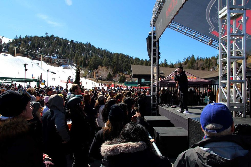 KROQ Storms Bear Mountain