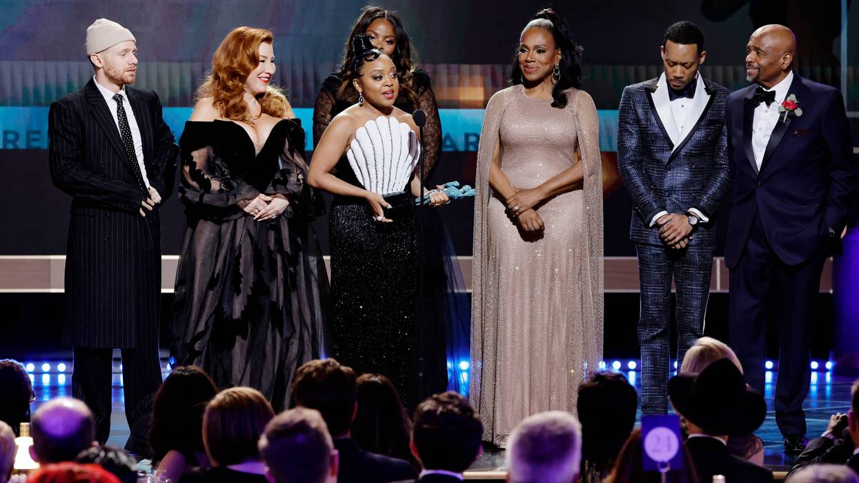 (L-R) Chris Perfetti, Lisa Ann Walter, Quinta Brunson, Janelle James, Sheryl Lee Ralph, Tyler James Williams and William Stanford Davis accept the Outstanding Performance by an Ensemble in a Comedy Series award for “Abbott Elementary" onstage during the 29th Annual Screen Actors Guild Awards at Fairmont Century Plaza on February 26, 2023 in Los Angeles, California.