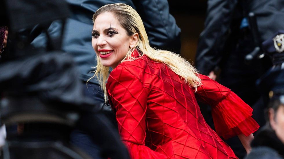 Lady Gaga takes the stage in the first full trailer for 'Joker: Folie à Deux'