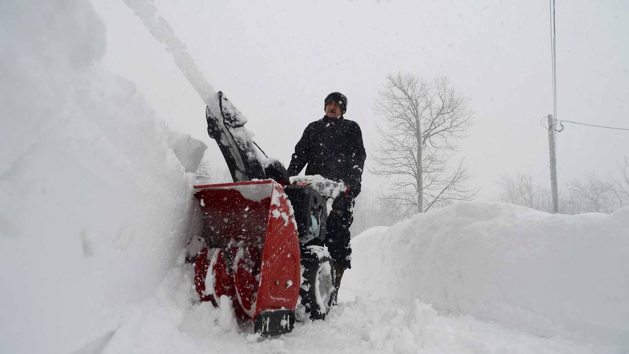 Lake effect snow in Buffalo