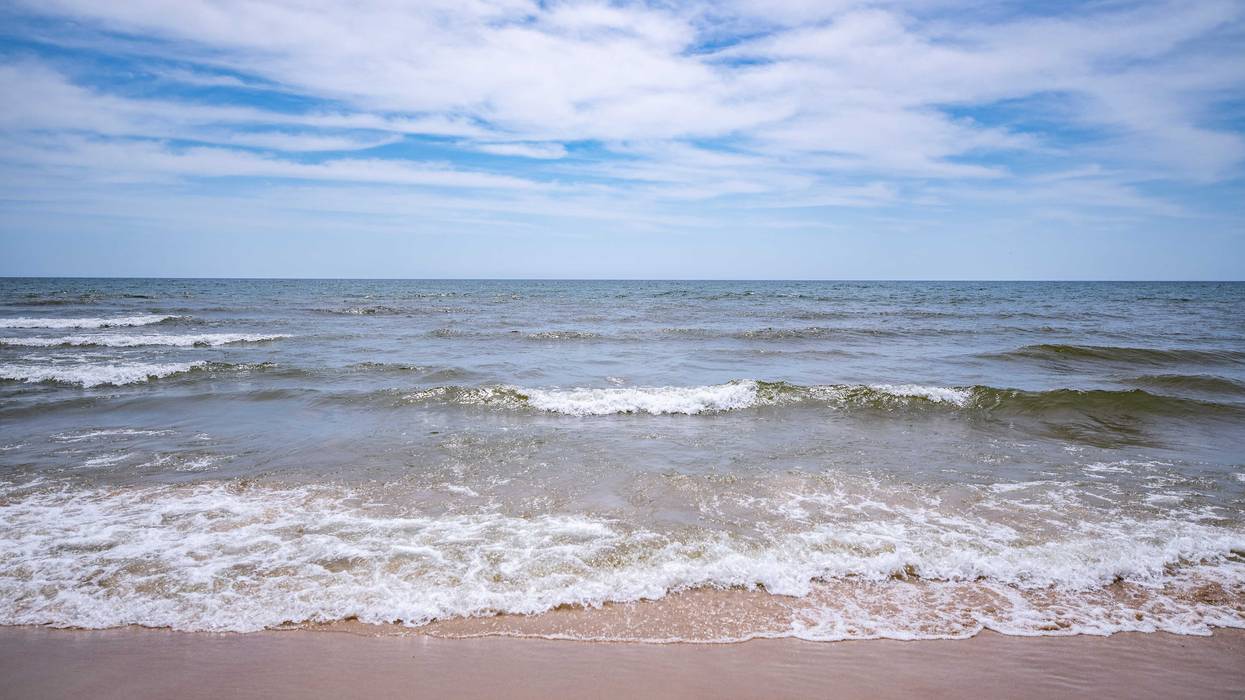 lake michigan waves