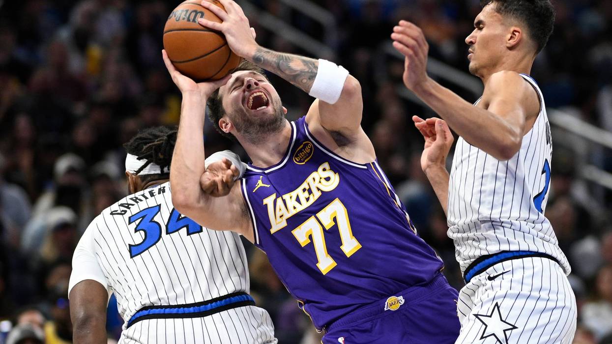 Lakers Magic Basketball