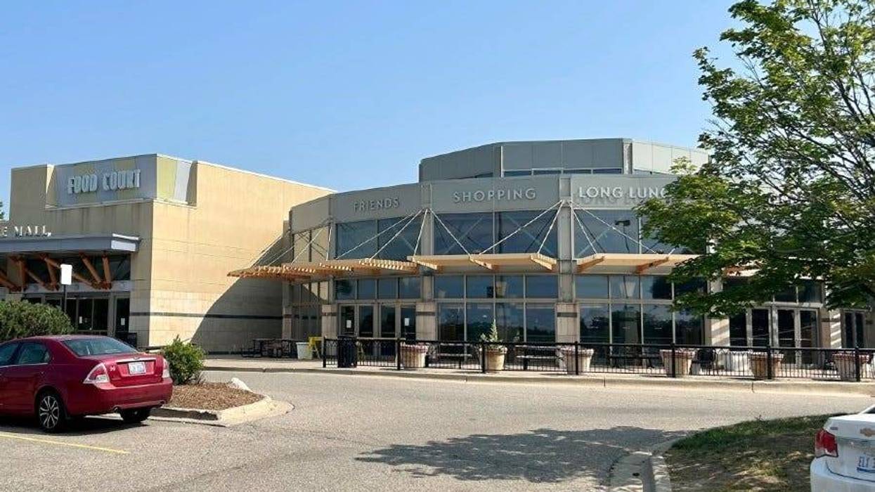 Lakeside mall exterior