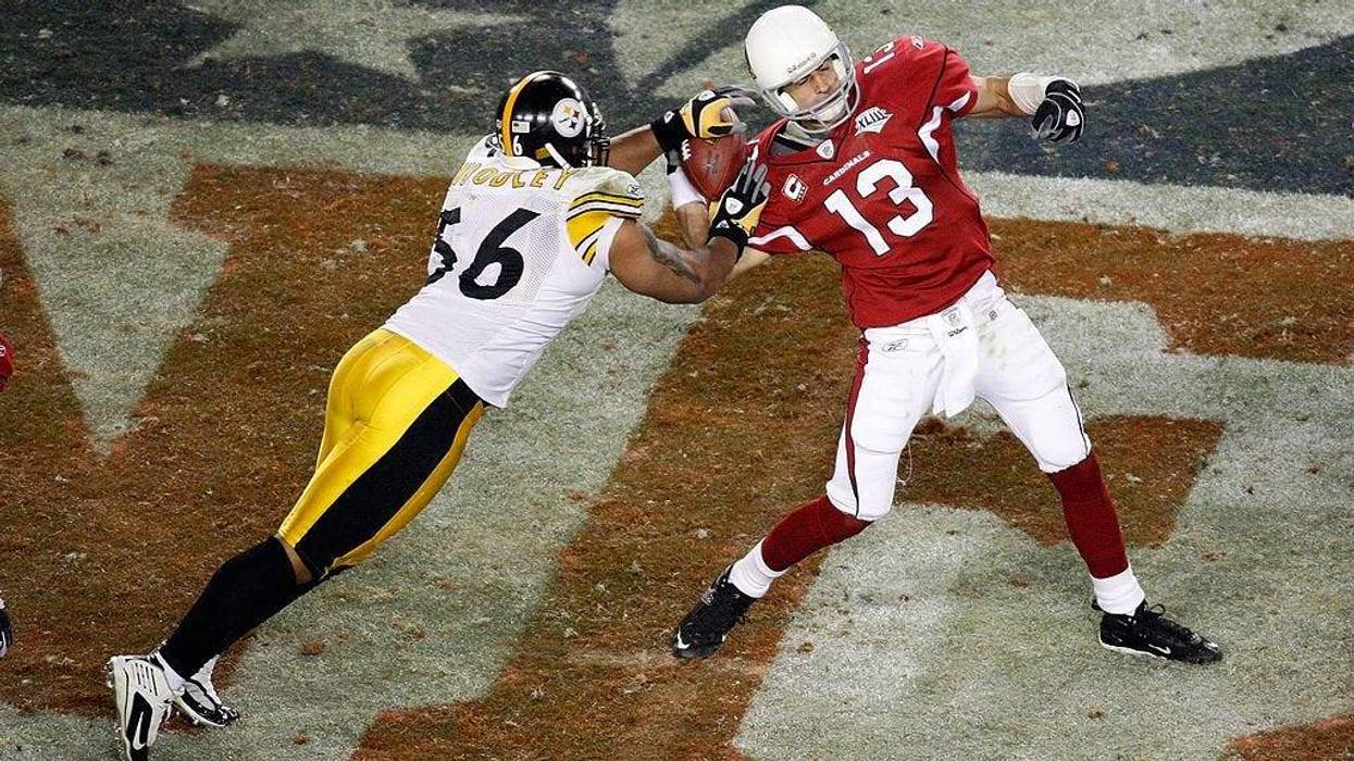 LaMarr Woodley against Kurt Warner in Super Bowl