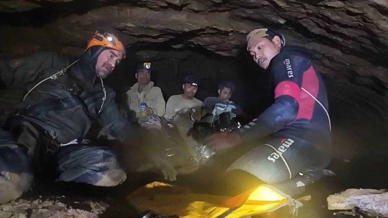 Laos Cave Rescue 2 6