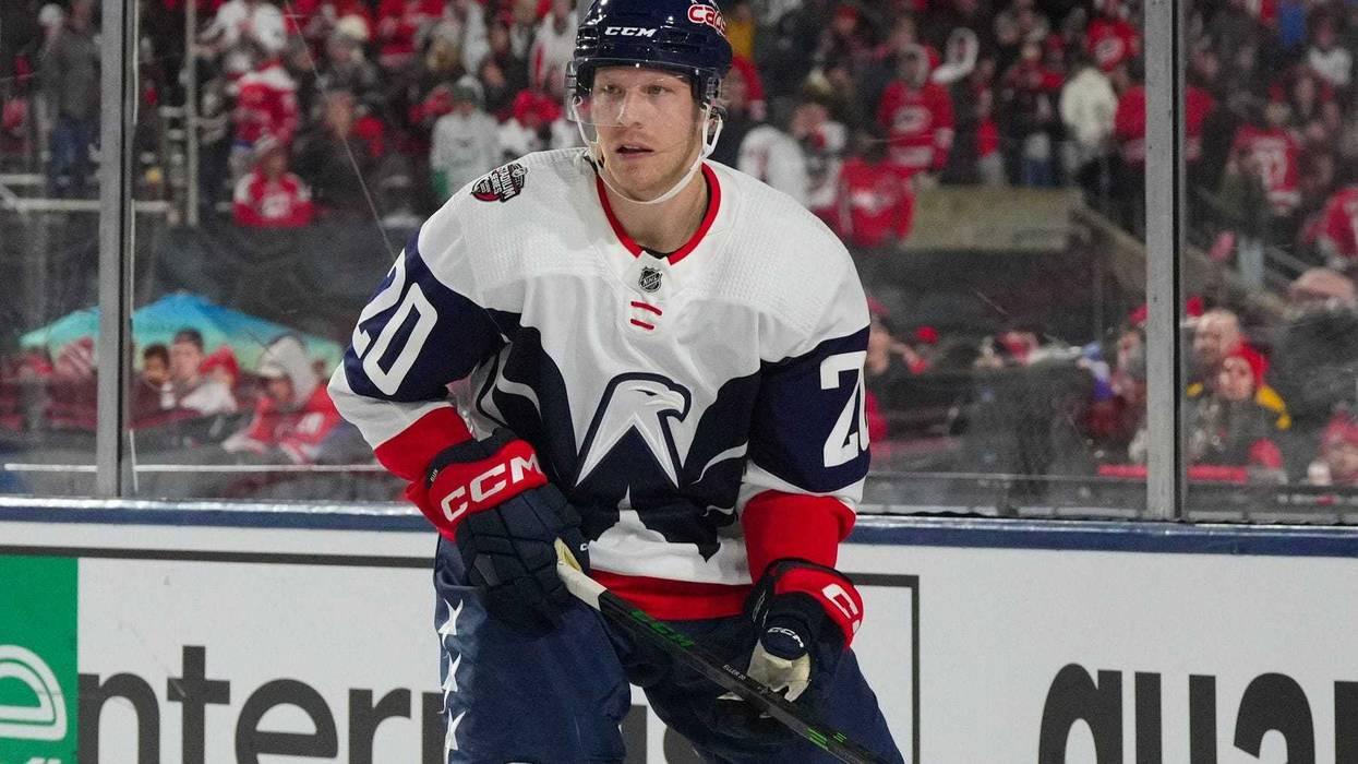 Lars Eller with Washington