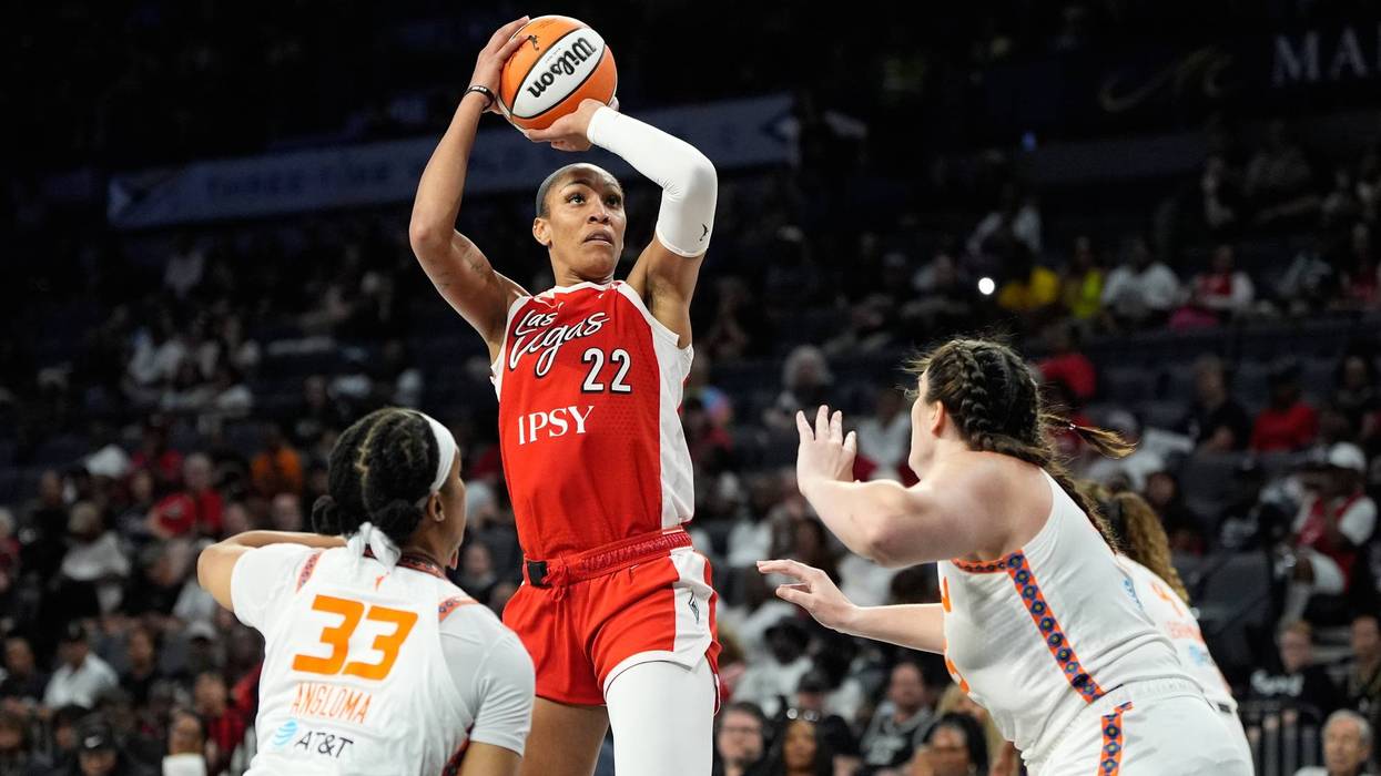 Jackie Young scores 24 and the Aces beat the Sun 101-78