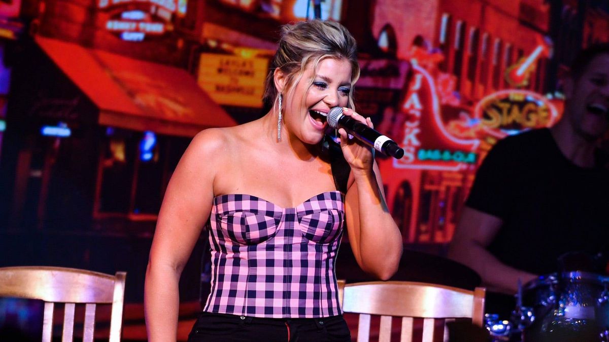 Lauren Alaina