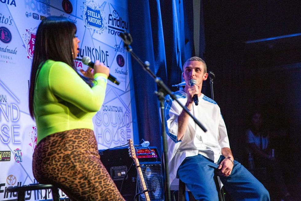 Lauv SH On Stage Photos Courtesy Of Key Lime Photography12