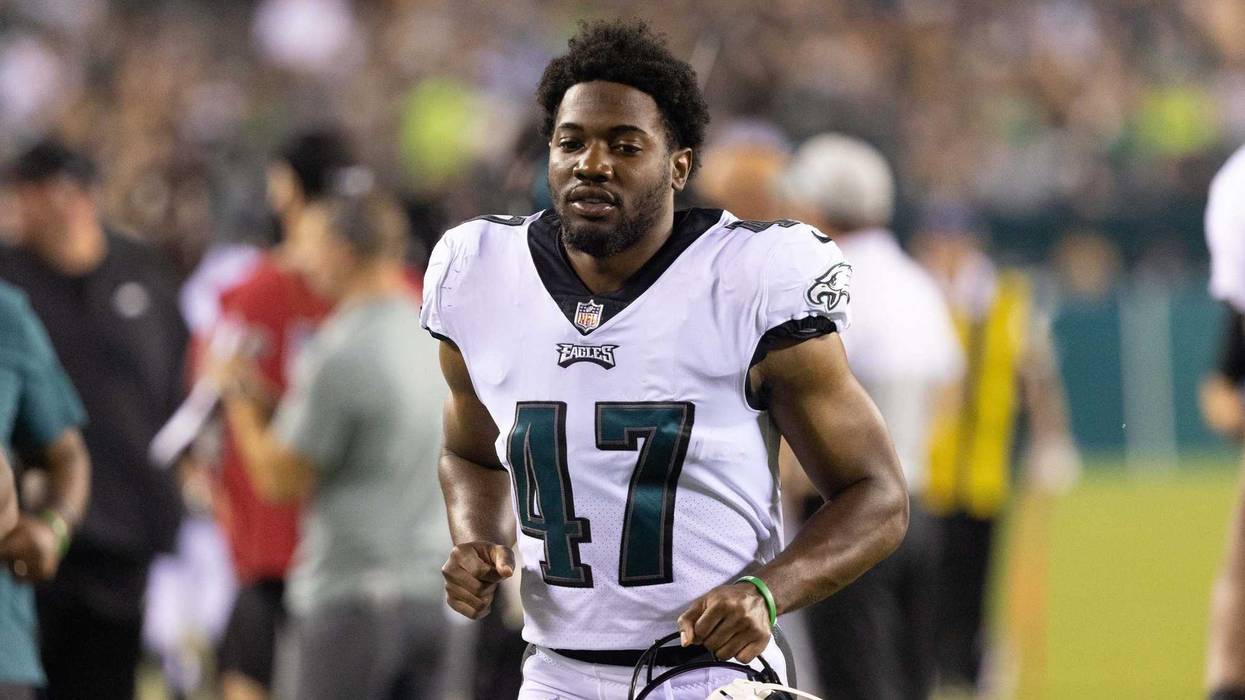 Lavert Hill with Eagles