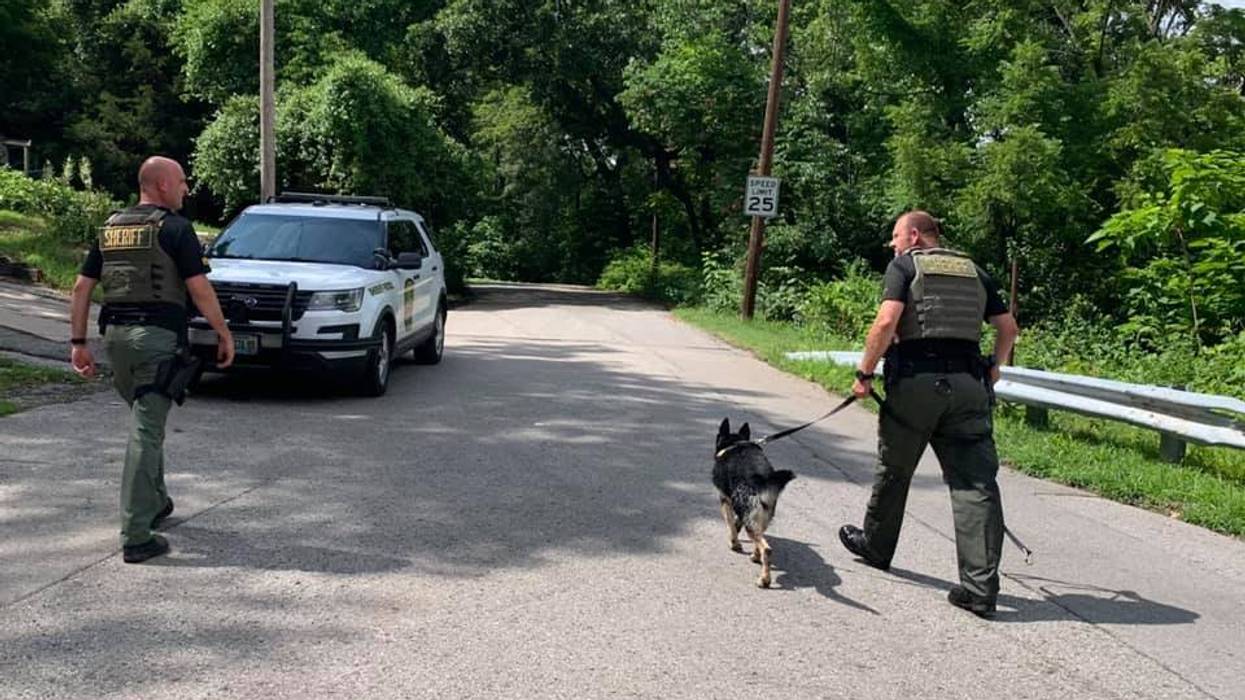 Law enforcement officers in Missouri managed to capture a man wanted for possession of a controlled substance after he gave away his position in an unorthodox way.