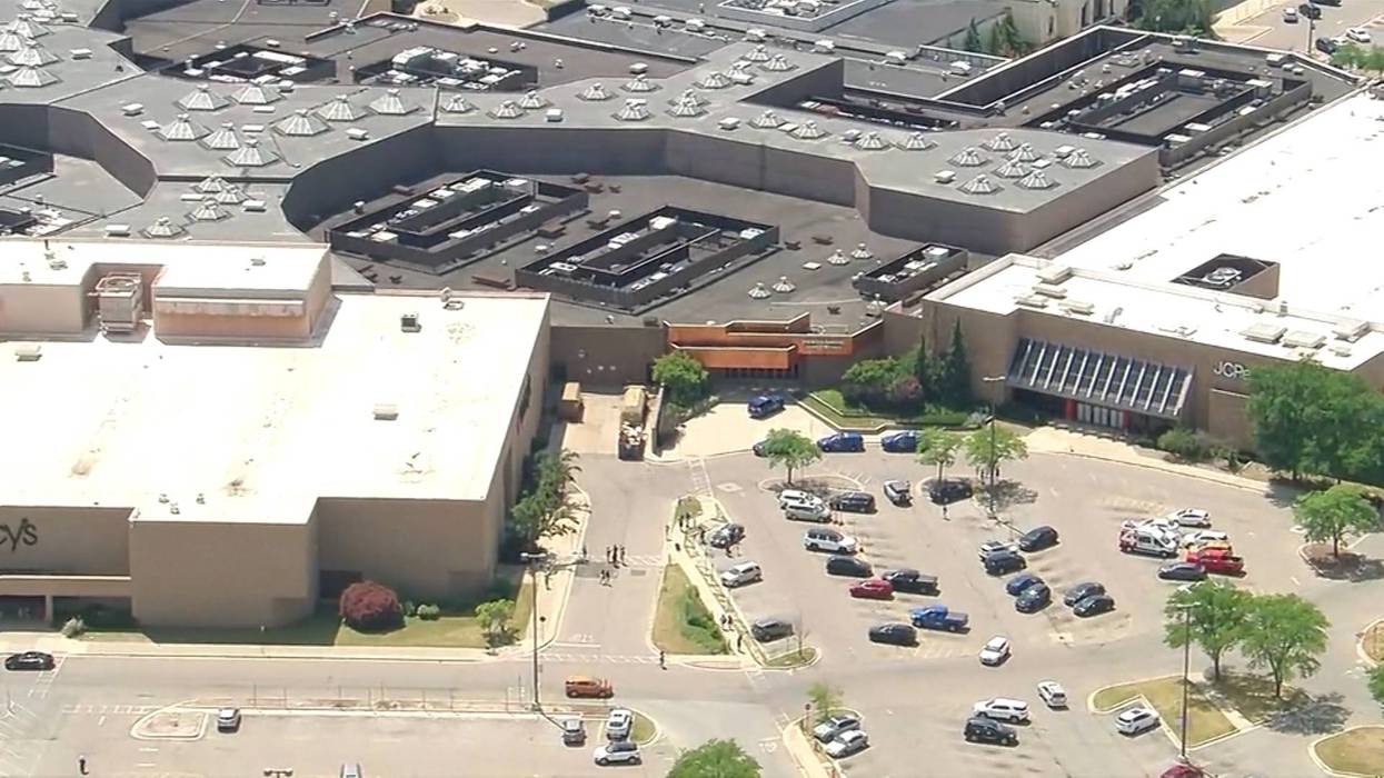 Police investigate a shopping mall shooting that left 2 dead in suburban Detroit