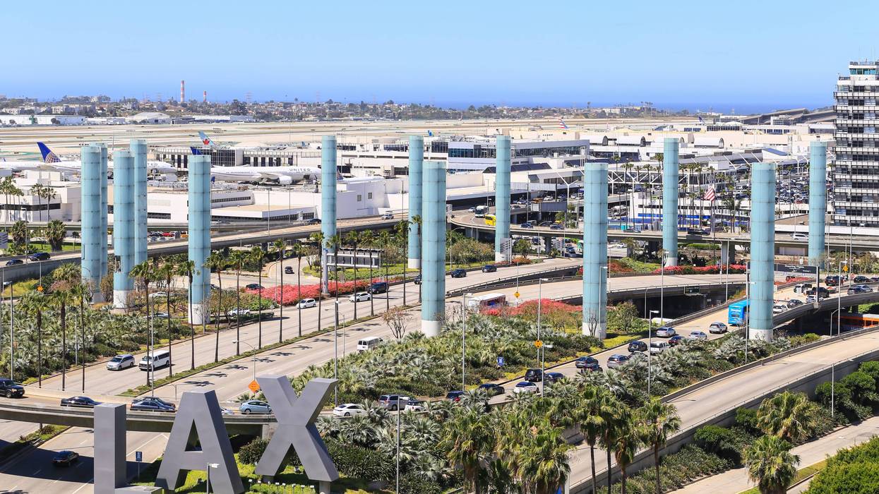 LAX