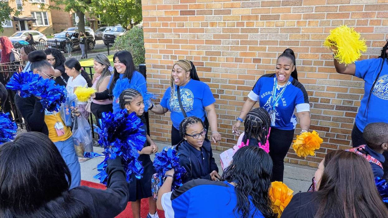 CPS back to class as mayor pushes for more funds